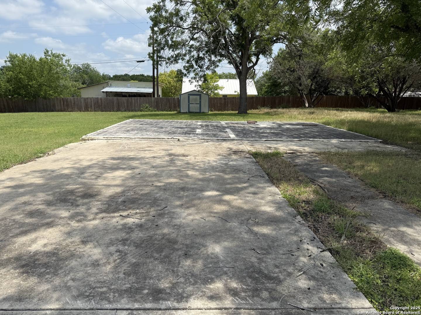 New Braunfels, TX 78132,1046 Peach Tree