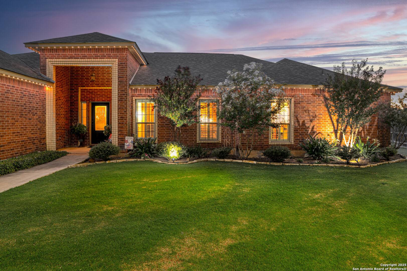 170 Castle Breeze, Seguin, TX 78155
