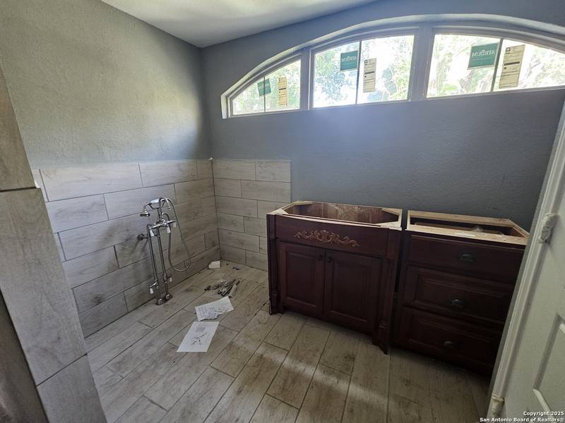 114 SONORA, San Antonio, TX 78204-1845