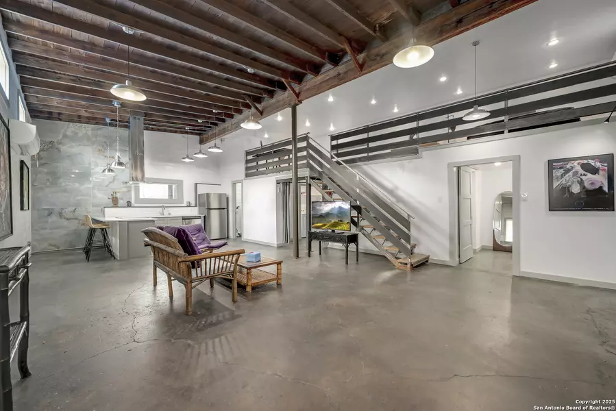 154 Fredericksburg UNIT 102, San Antonio, TX 78212