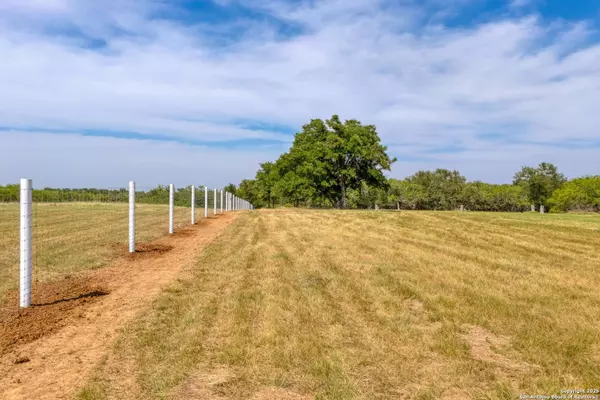 Cedar Creek, TX 78612,0 FM 812