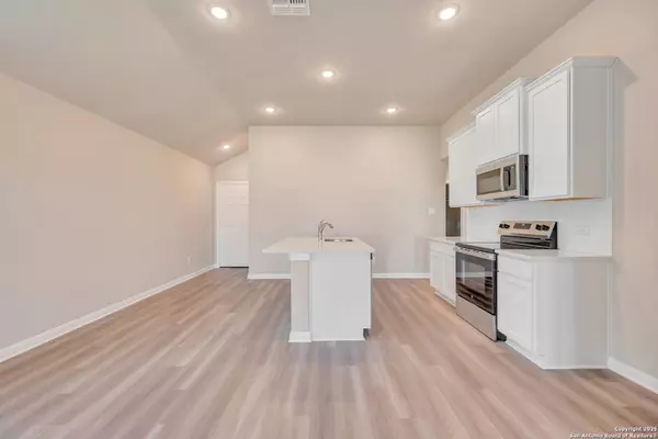 New Braunfels, TX 78130,4273 Carlotta Drive