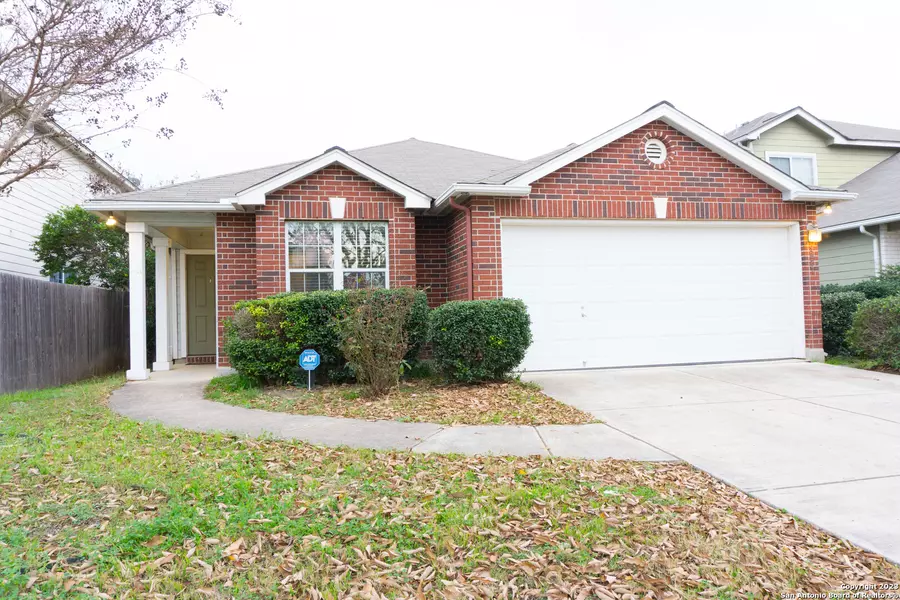 9027 Laguna Rio, San Antonio, TX 78251