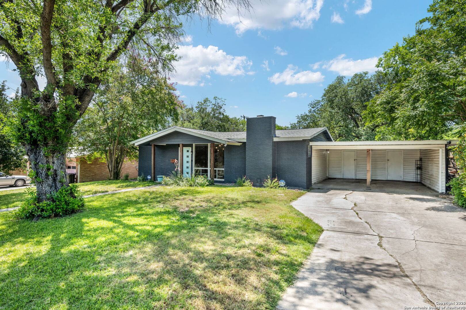 San Antonio, TX 78216,250 Maplewood