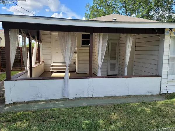 San Antonio, TX 78212,118 El Monte