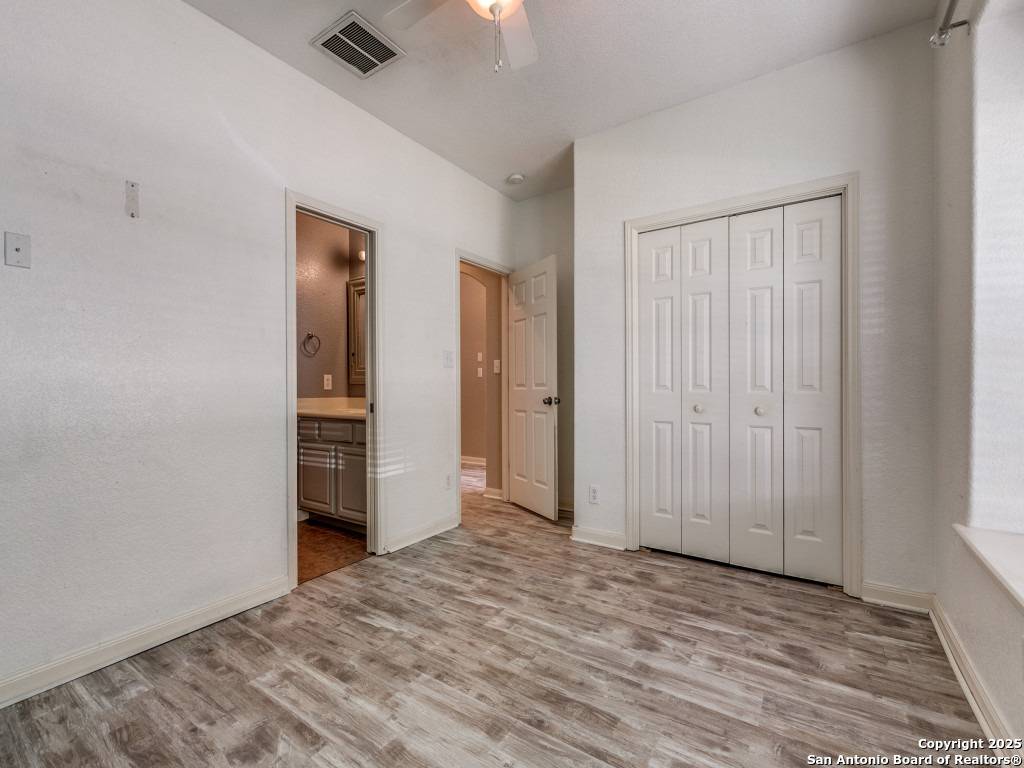 Elmendorf, TX 78112,14411 Corral
