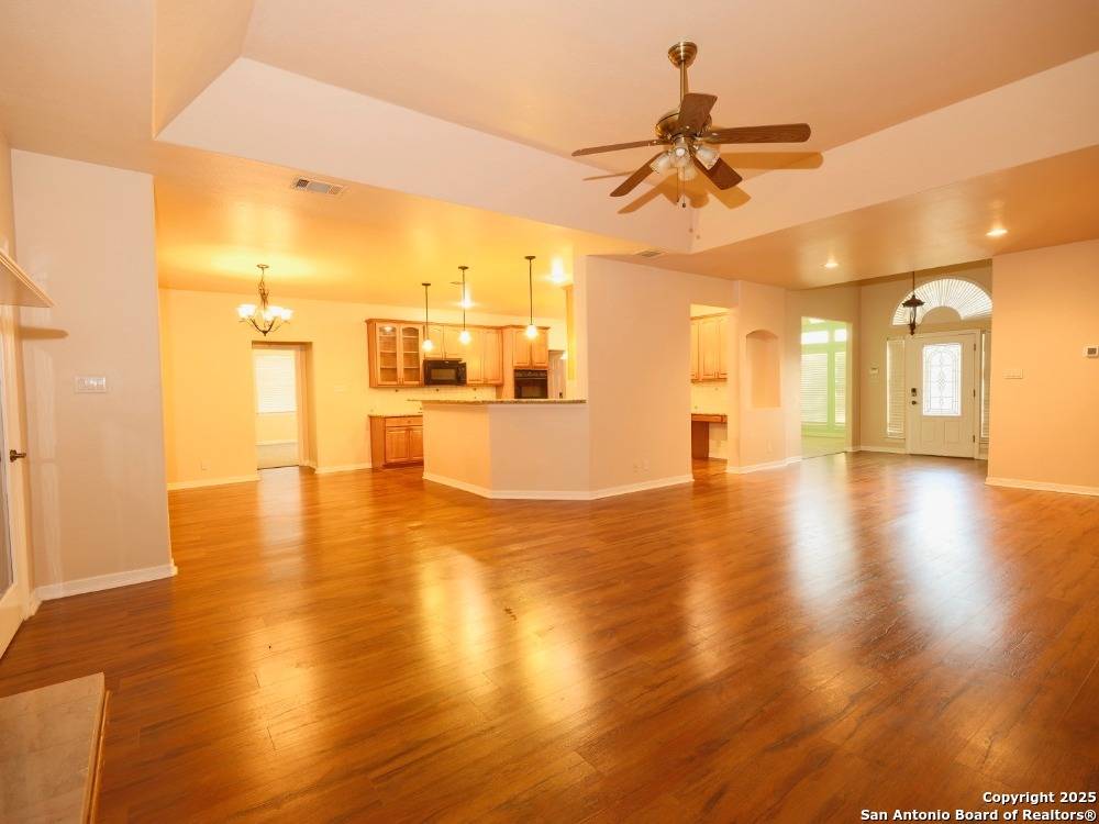 Windcrest, TX 78239,8814 Spanish Moss