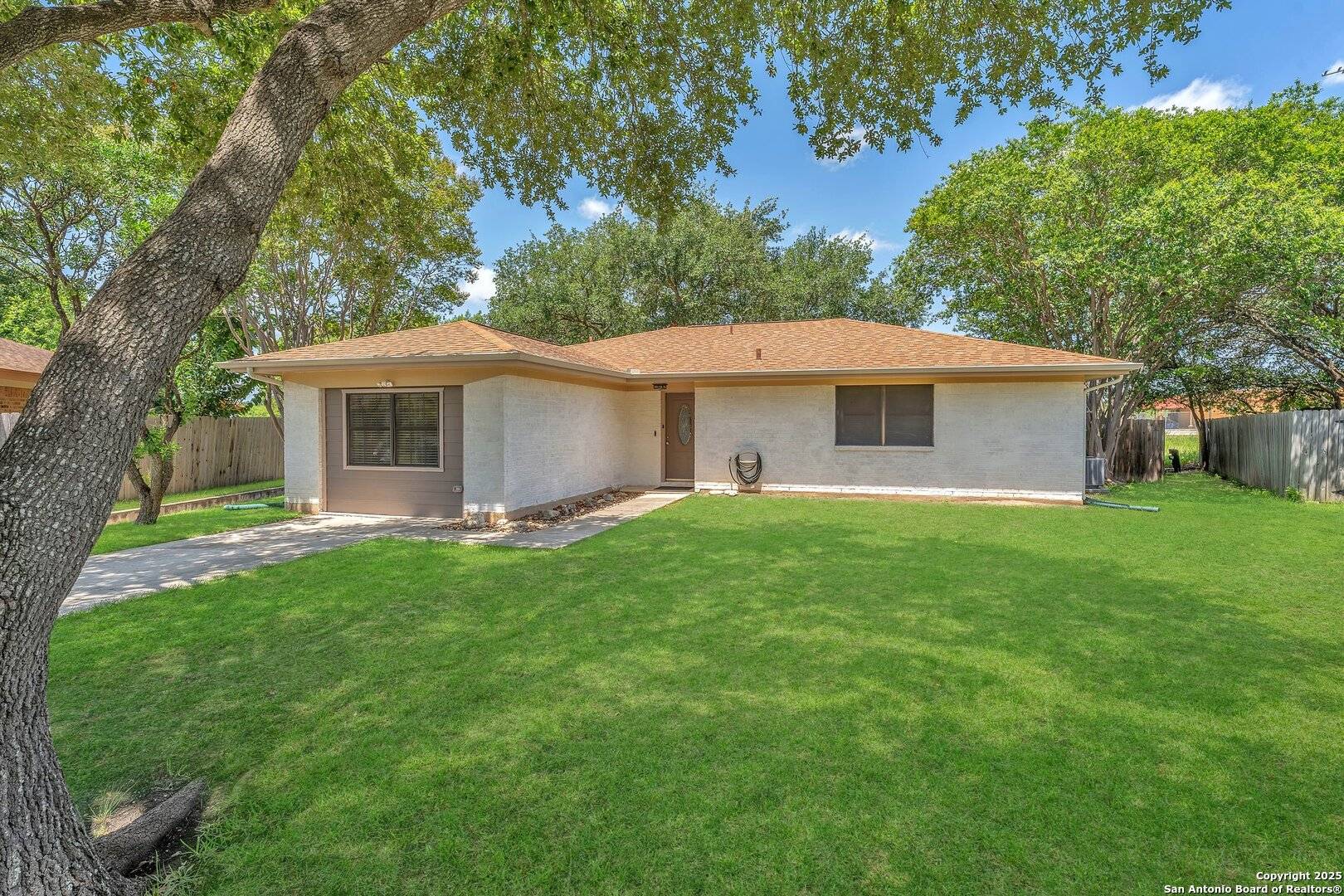 139 Navajo Circle, Cibolo, TX 78108