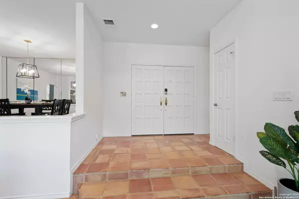 San Antonio, TX 78230,13275 HUNTERS VIEW