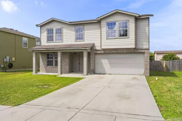 671 Northwest Crossing Dr, New Braunfels, TX 78130