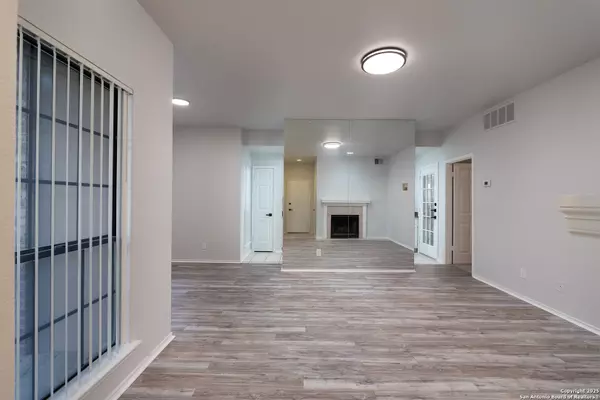 11839 Parliament UNIT 511, San Antonio, TX 78216