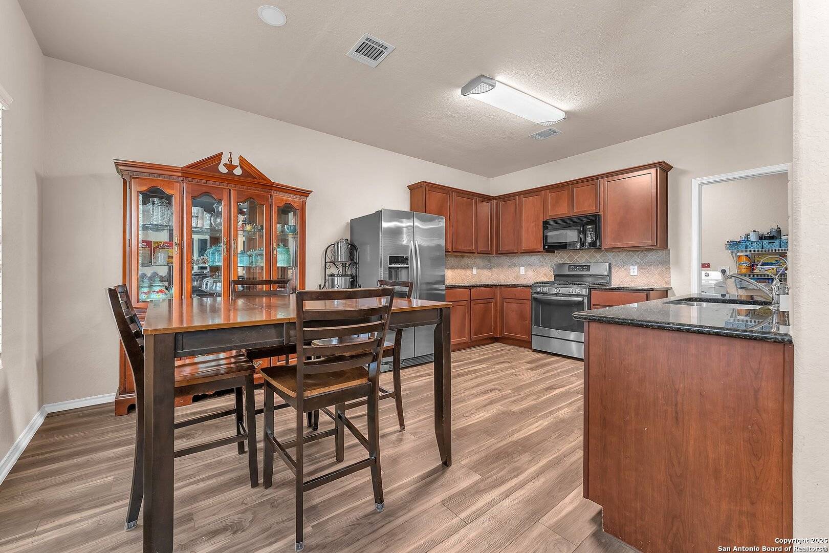 San Antonio, TX 78221,939 Lee Trevino