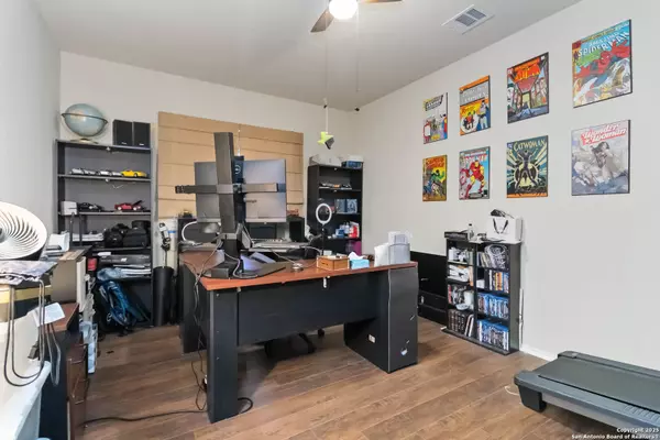 San Antonio, TX 78254,10523 Timber Country