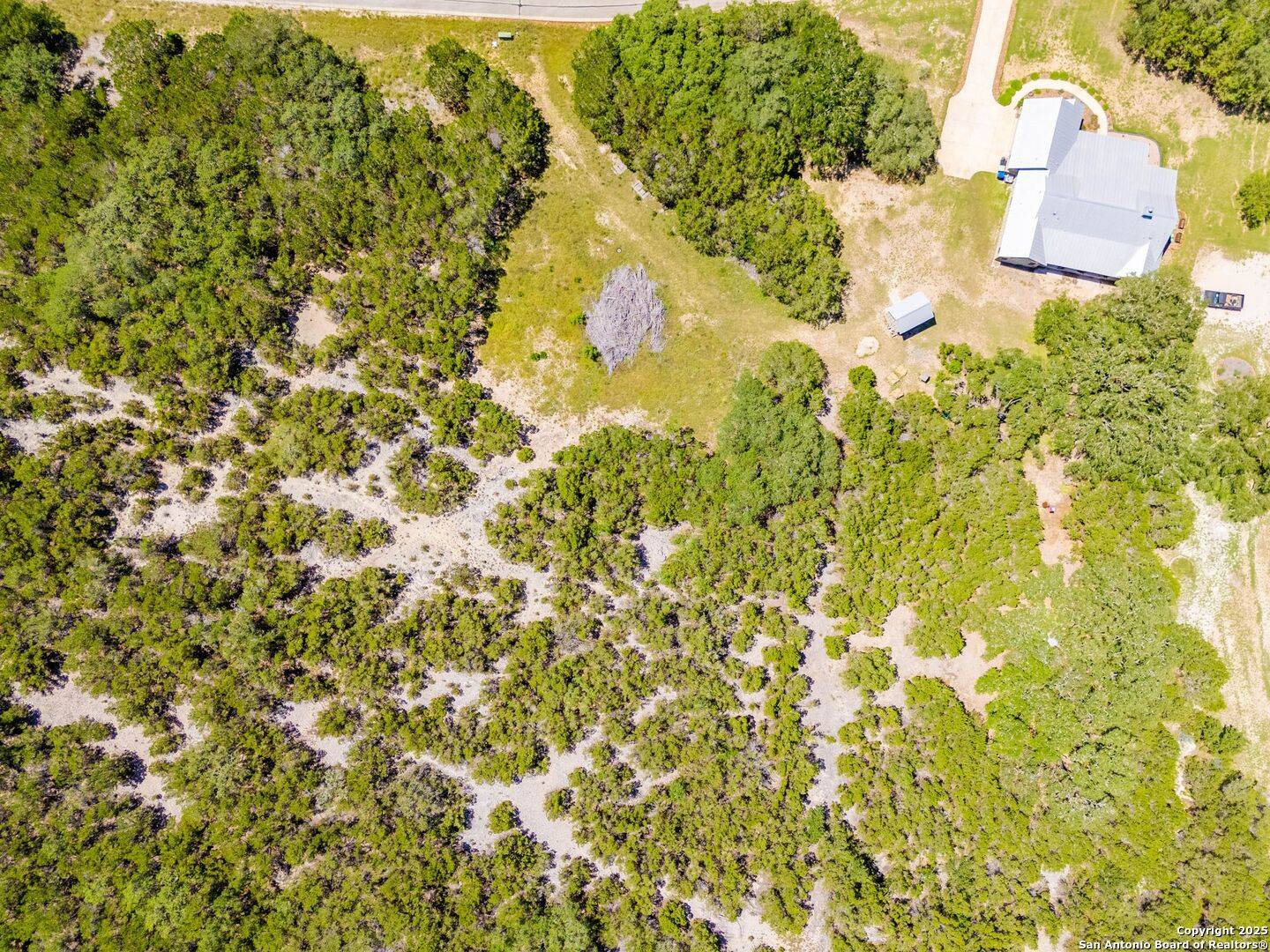 Mico, TX 78056,380 PR 1712