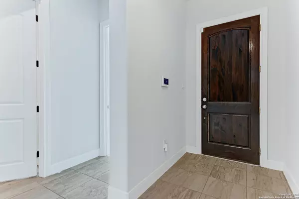 Spring Branch, TX 78070-4984,620 CARRIAGE HOUSE