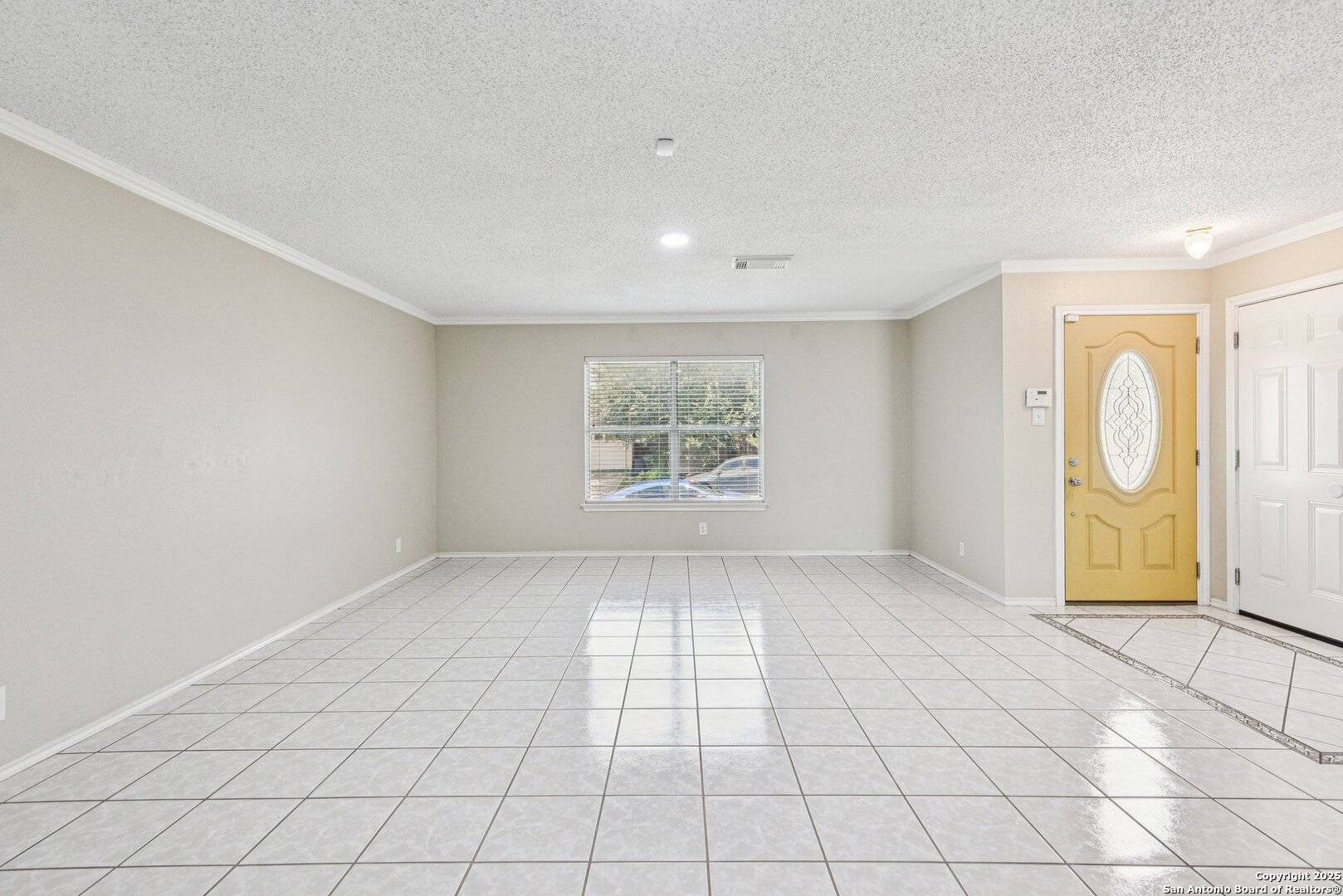 San Antonio, TX 78233,7023 Raintree