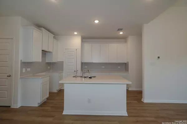 San Antonio, TX 78252,8834 Campacuas Trail