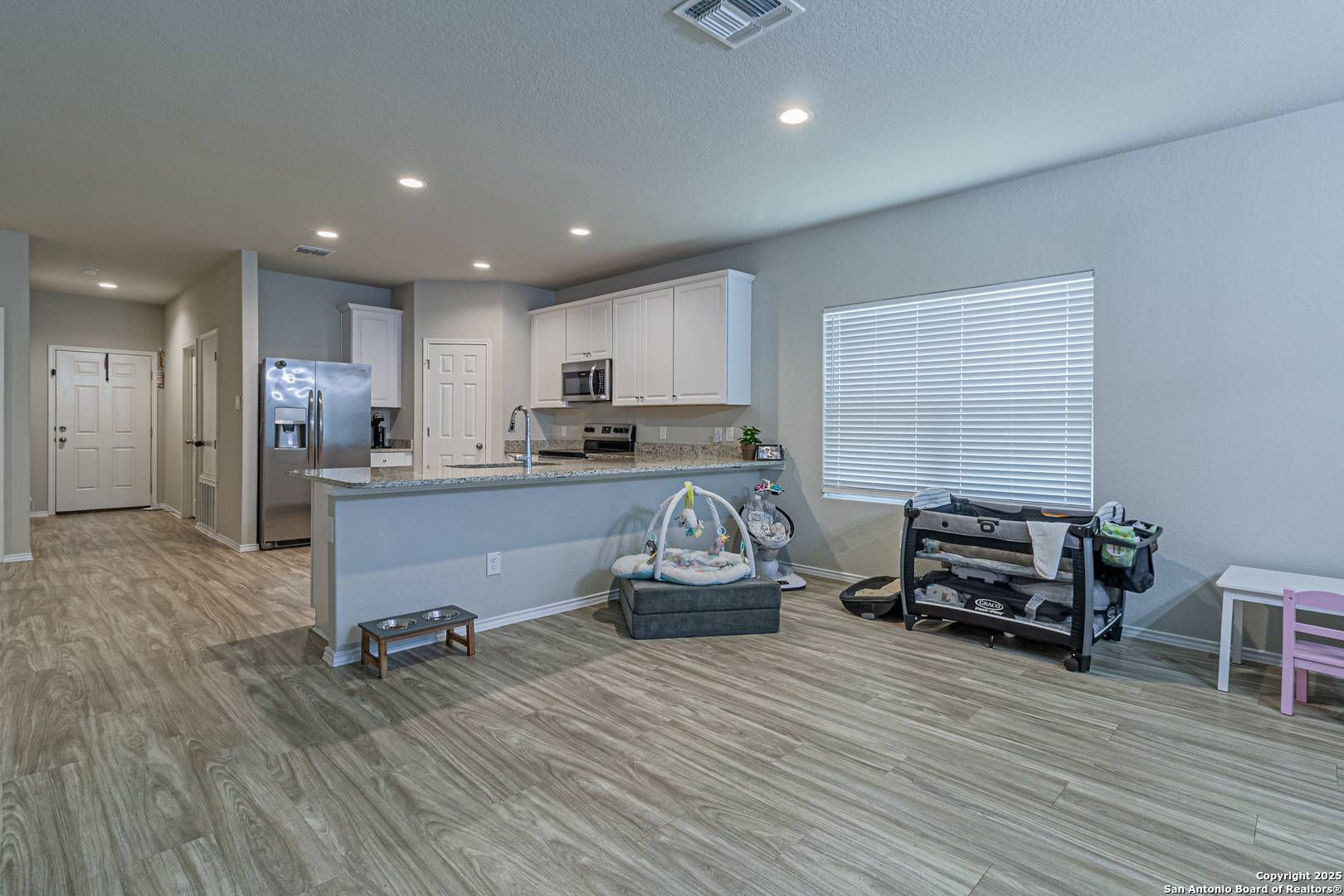 Elmendorf, TX 78112,14651 Latigo Loop