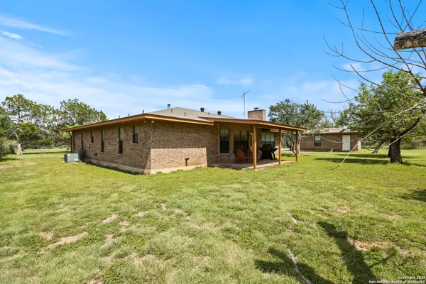 New Braunfels, TX 78132,4 Karbach