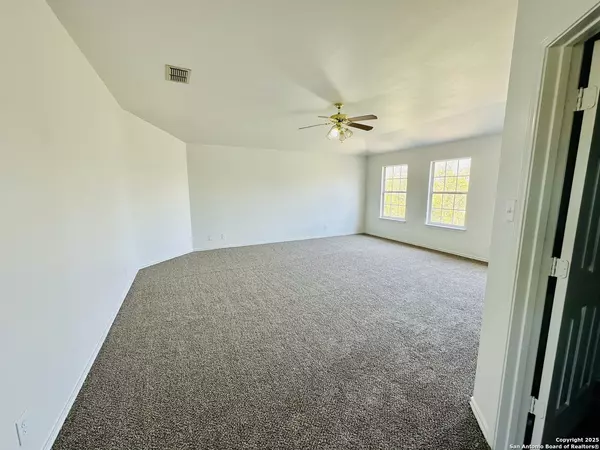 San Antonio, TX 78260,1064 Maltese ln