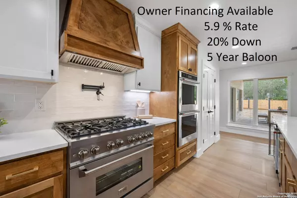 134 School, Poteet, TX 78065