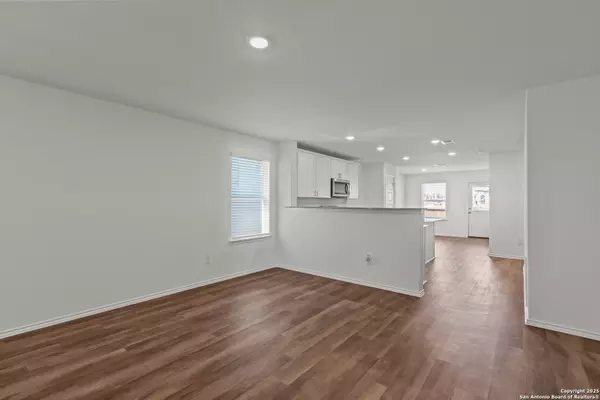 San Antonio, TX 78245,5115 Bay Breeze