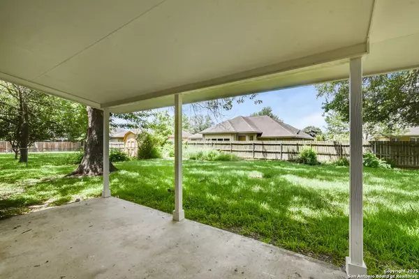 Seguin, TX 78155,212 Galvin