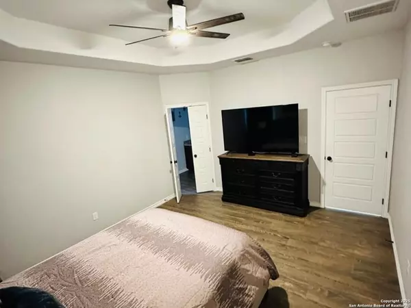 Pleasanton, TX 78064,1712 Vista View