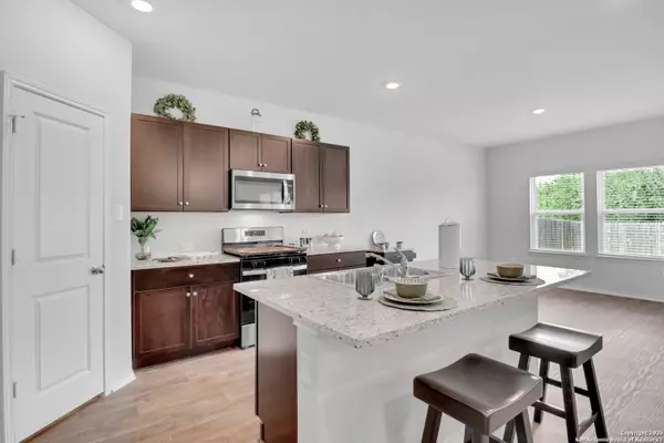 5222 Scoria Trl, San Antonio, TX 78253