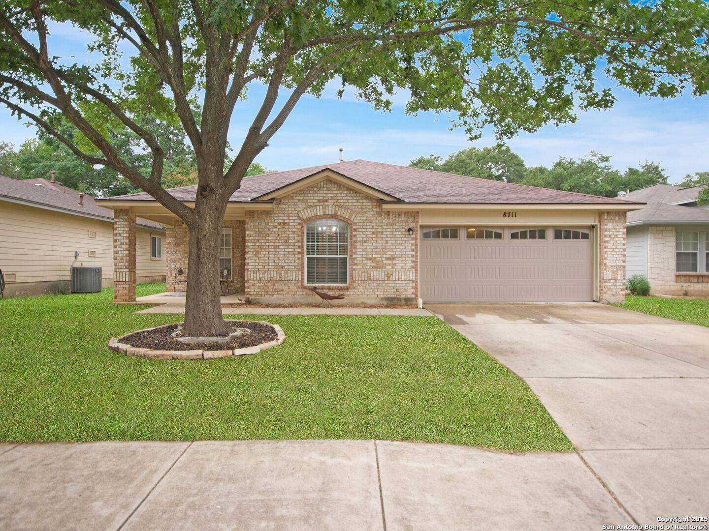 8711 Dumaine, San Antonio, TX 78240