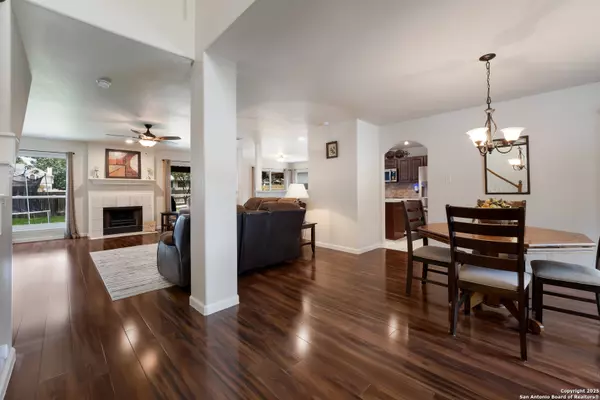 Schertz, TX 78154,1117 Sandy Ridge Cir