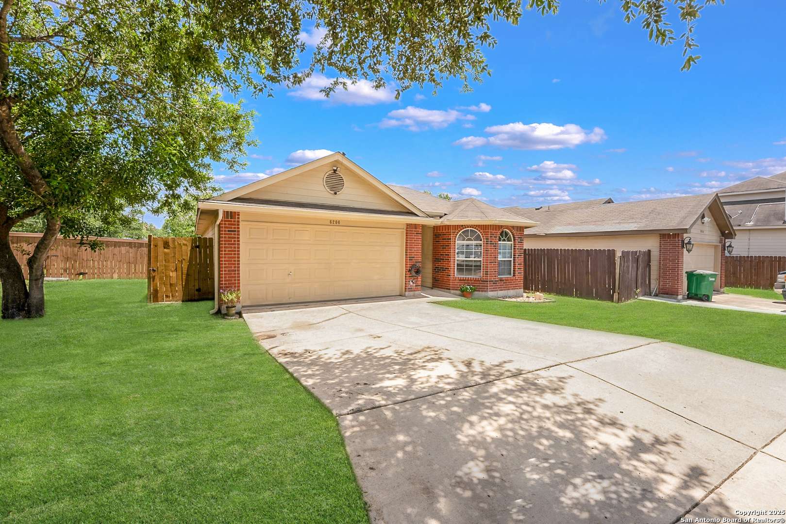 San Antonio, TX 78227,6206 HEATHERS CV