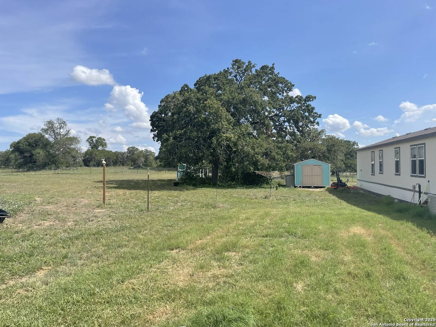 Stockdale, TX 78160,3762 CR 334