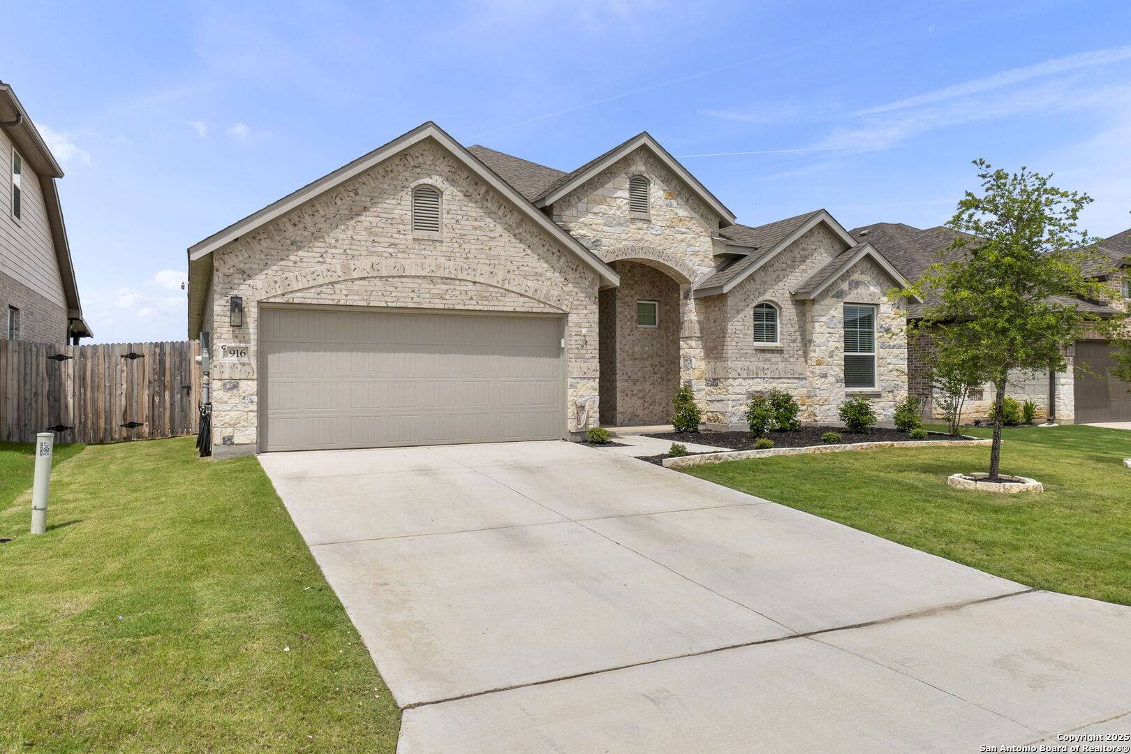 New Braunfels, TX 78130,916 Salzach