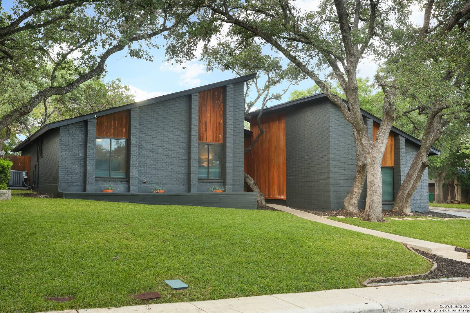 San Antonio, TX 78232,2255 Rippling Rill St