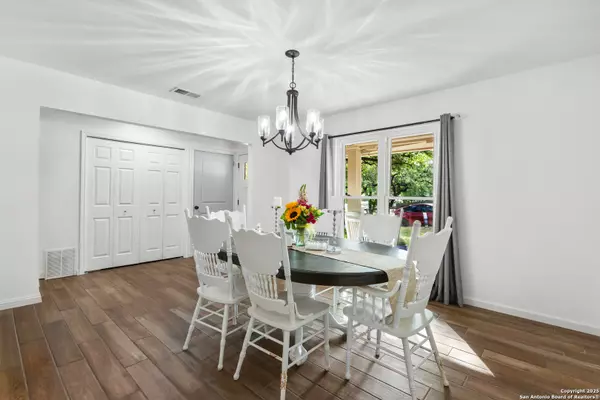 San Antonio, TX 78209,3035 sir phillip