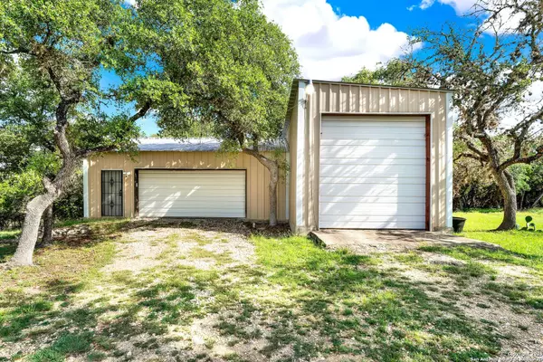 Bandera, TX 78003,518 Park