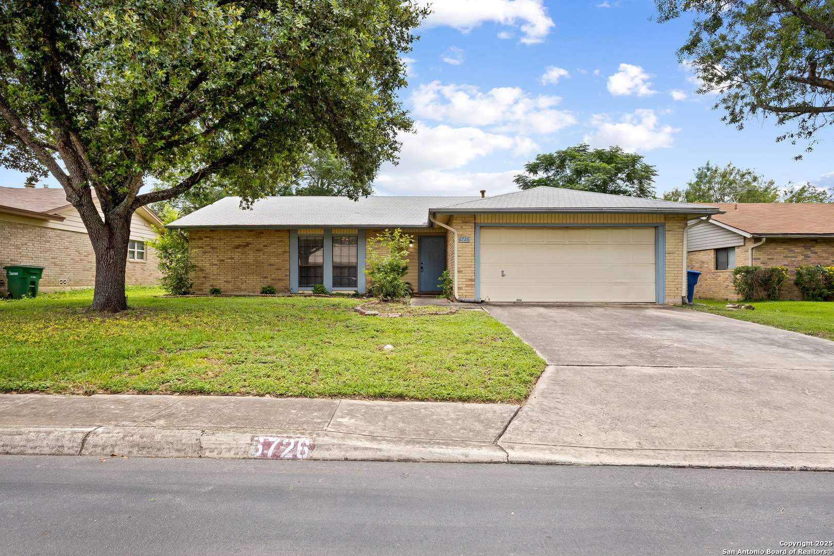 San Antonio, TX 78240,6726 Country Field