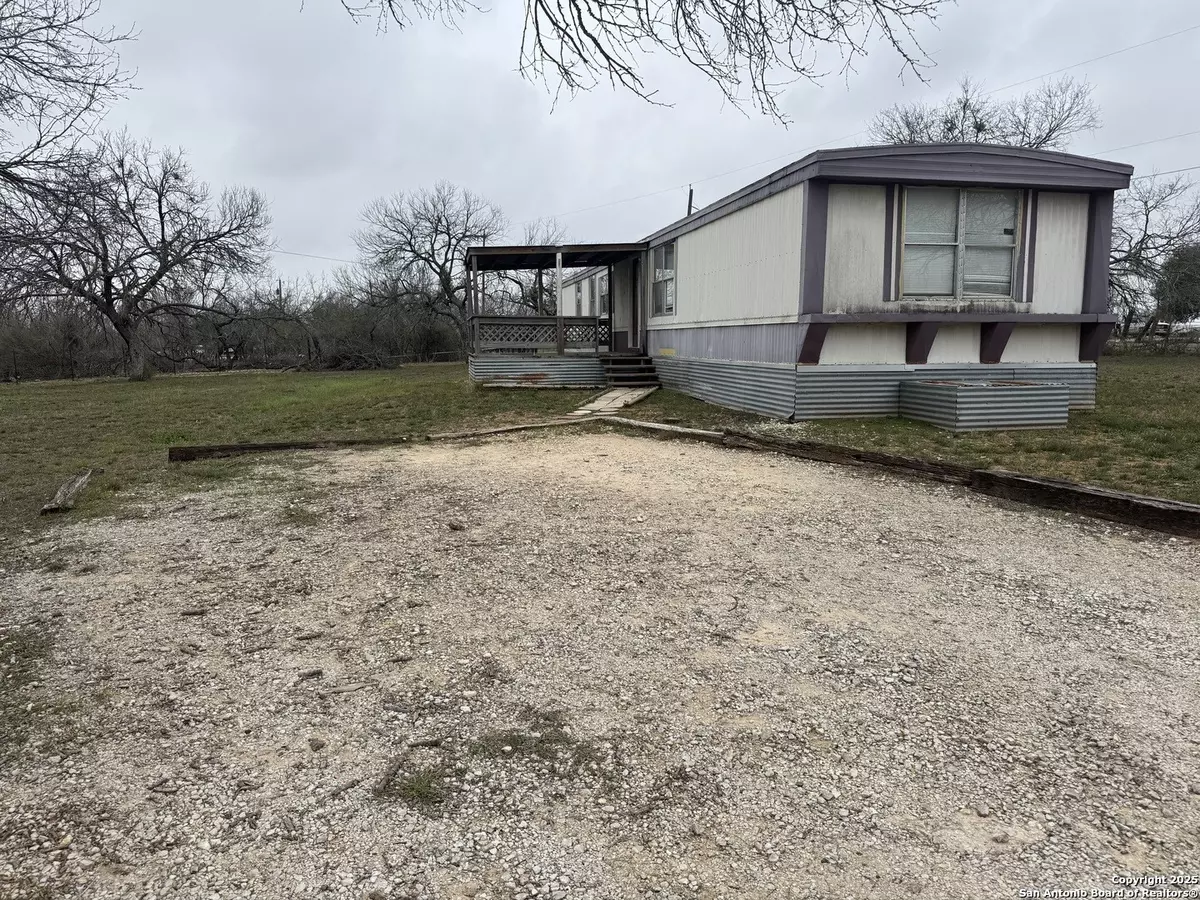Adkins, TX 78101,6060 Mount Olive