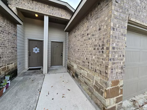 New Braunfels, TX 78130,1030 Carolyn