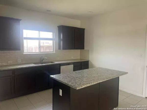 Kyle, TX 78640,369 Spinnaker Loop