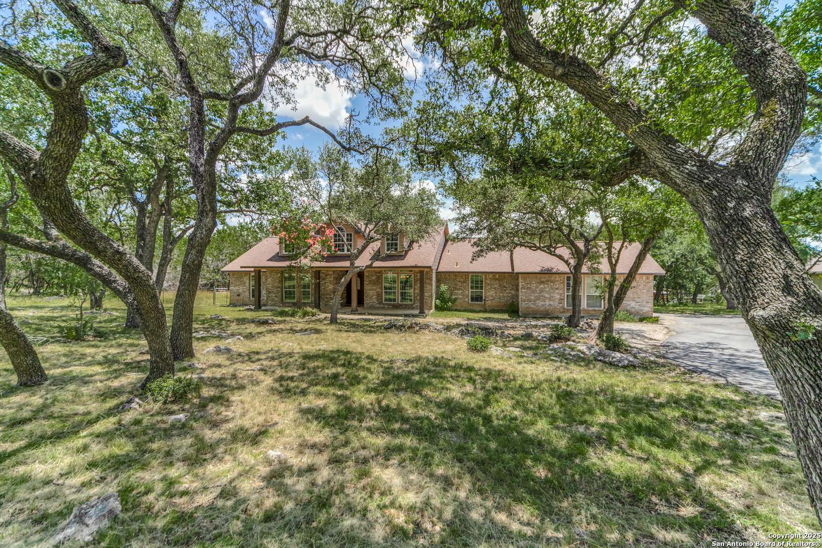239 Mountain Creek Trail, Boerne, TX 78006