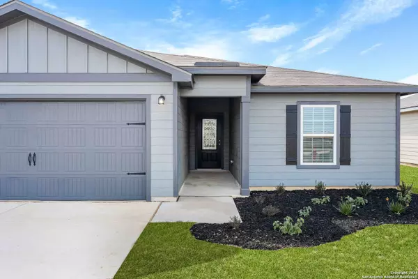 Lytle, TX 78052,16132 Farmer