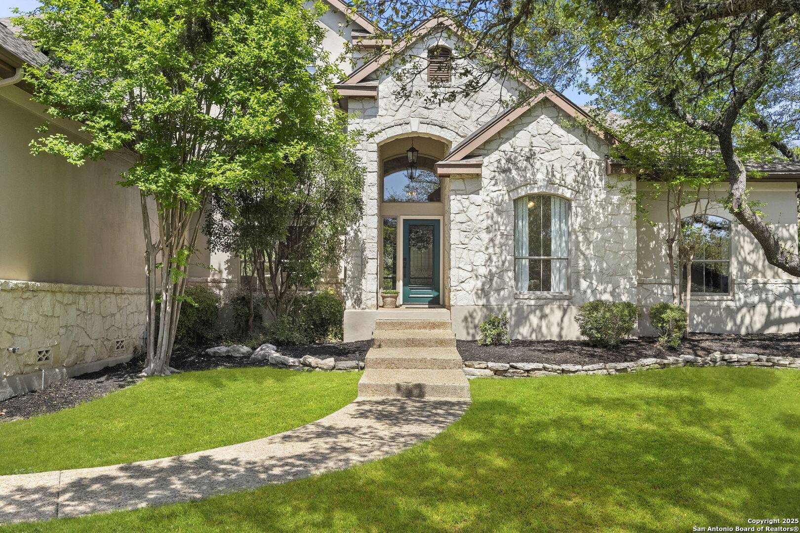 915 Foxton, San Antonio, TX 78260
