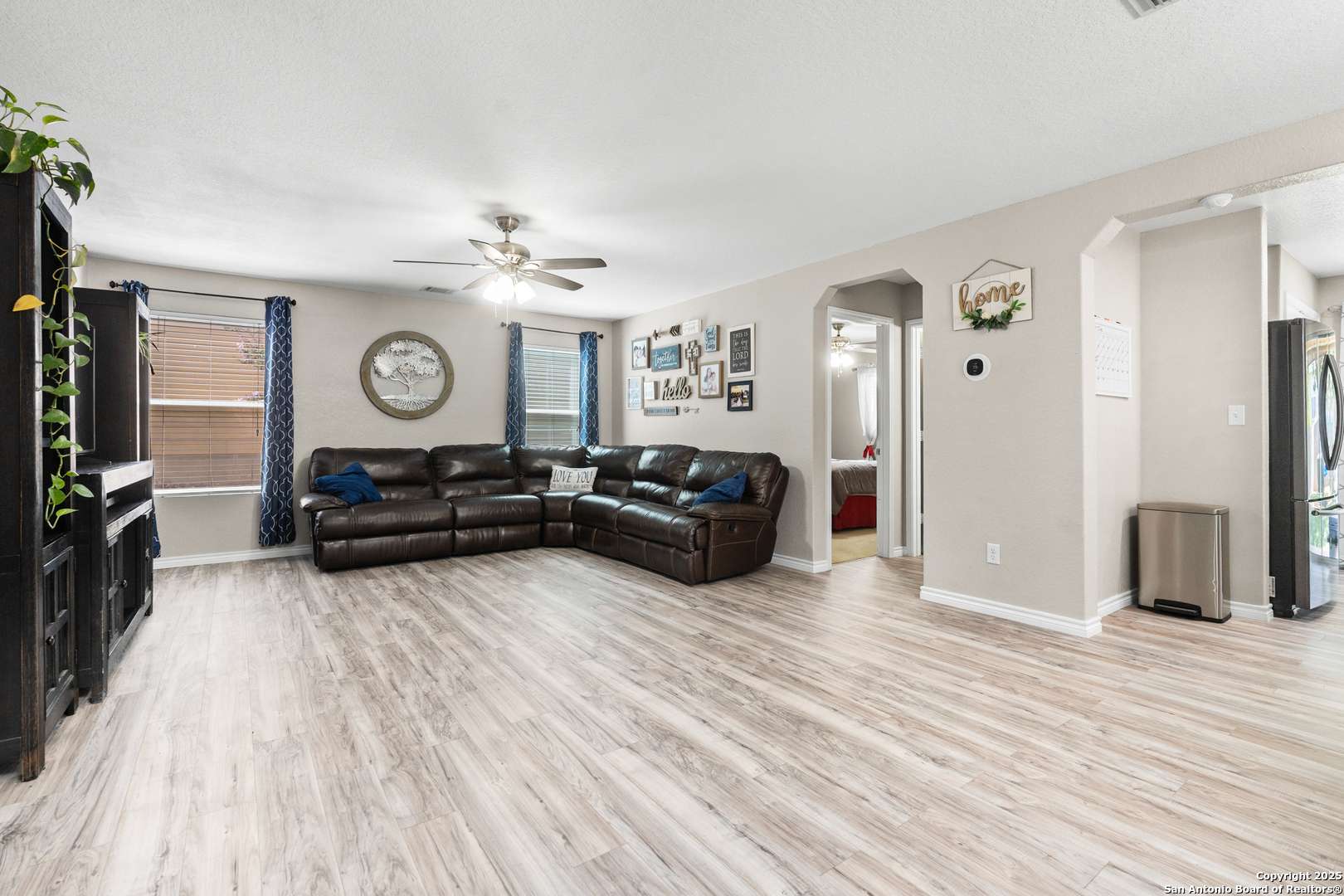 San Antonio, TX 78245,10922 Livewater