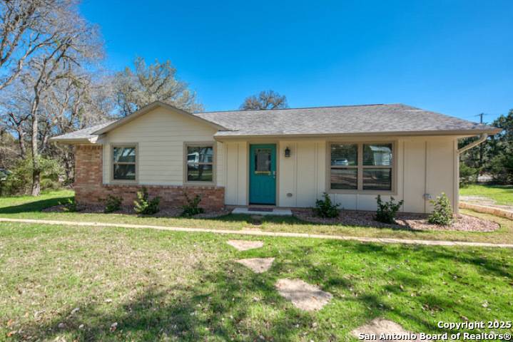 1482 Eastview, Canyon Lake, TX 78133