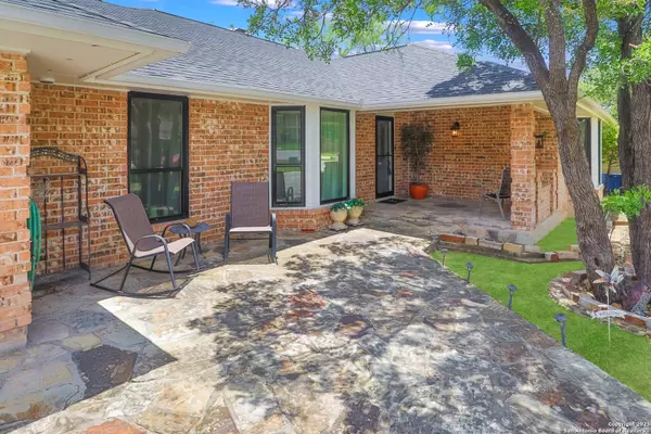 San Antonio, TX 78232-2521,16310 Quail Path