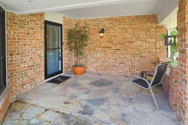 San Antonio, TX 78232-2521,16310 Quail Path