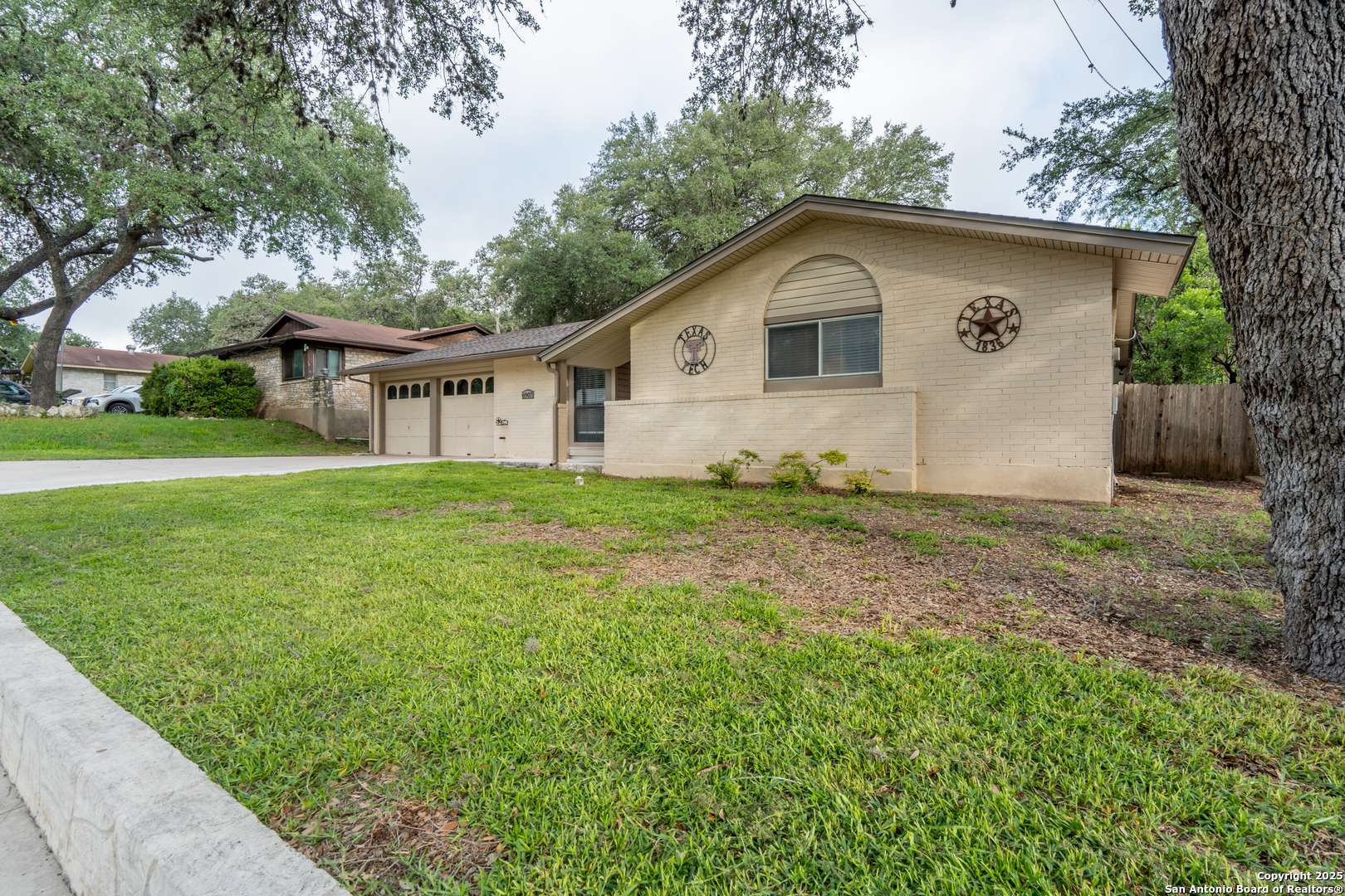 San Antonio, TX 78240-3321,6907 Forest Grove