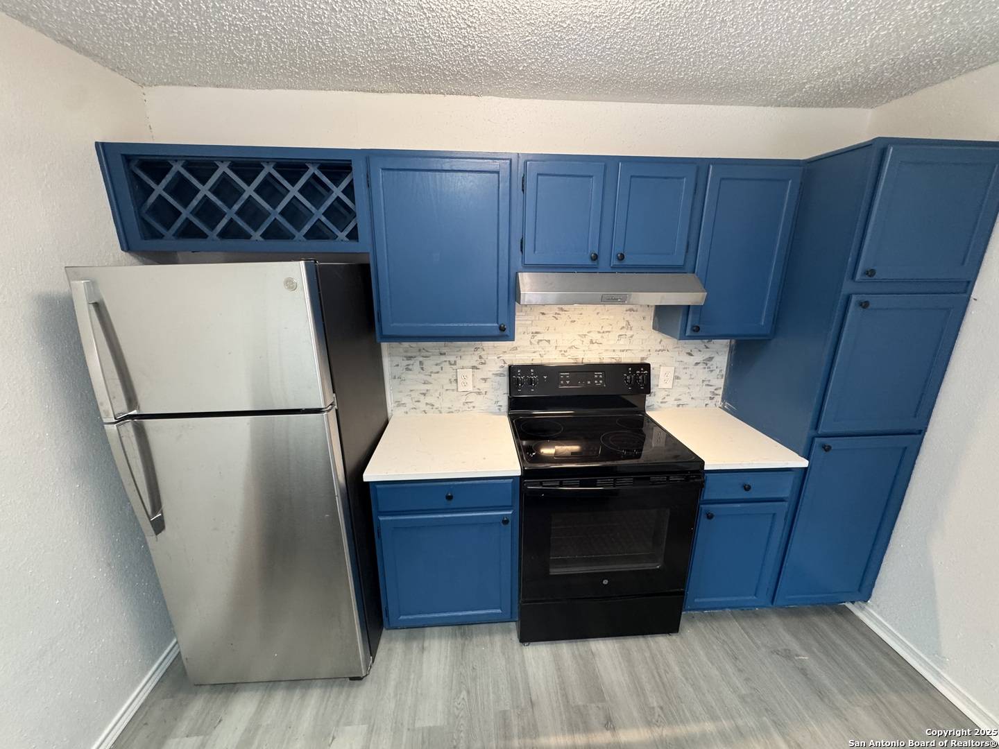 San Antonio, TX 78240,5322 medical UNIT E208